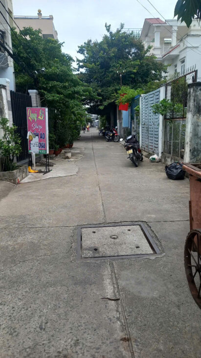 HOT, BÁN GẤP SIÊU PHẨM CĂN GÓC 3 MẶT TIỀN LƯƠNG VĂN CAN [P15, Q8] 130M2 (13X 10M) 2T,2PN, CHỈ 11 TỶ