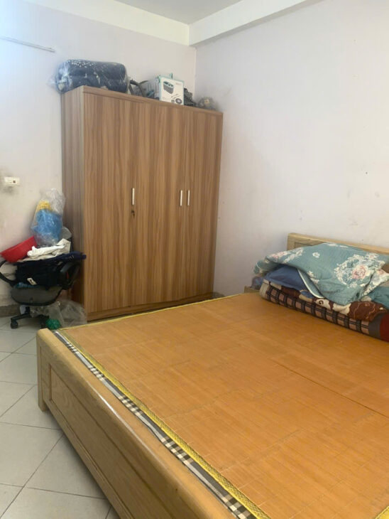 BÁN NHÀ 30m 5 TẦNG – NGÕ NÔNG – GẦN CHỢ BỒ ĐỀ, LONG BIÊN Giá 7ty oto KD