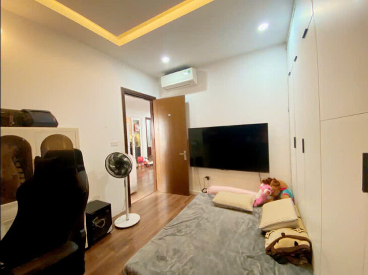 BÁN CHUNG CƯ 3 PHÒNG NGỦ – TÒA MHDI HOÀNG QUỐC VIỆT – CHỦ ĐẦU TƯ BQP – 2 SLOT ÔTÔ, 9.95 TỶ.