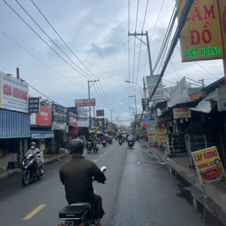Bán nhà mặt tiền 5x35m giá 12,5 tỷ Đường Phan Văn Hớn