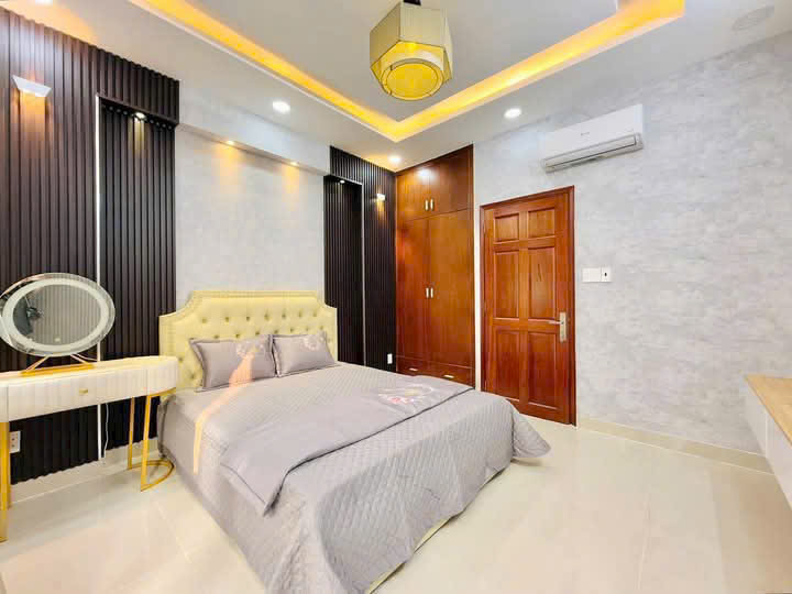 Bán nhà Quang Trung p8 Gò Vấp, khu đồng bộ hẻm 6m, 4 phòng ngủ, full nội thất, giá chỉ 7 tỷ nhỉnh