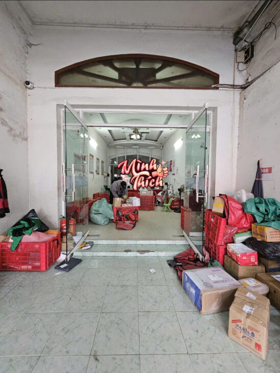 Nhà 3 tầng mặt đường Nguyễn Văn Linh gần AEON, 90m, Giá 7.5 tỉ