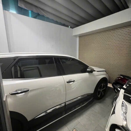 OTO NGỦ TRONG NHÀ, GIÁP BÌNH THẠNH- GIÁP PHẠM VĂN ĐỒNG- KHU DÂN CƯ SẦM UẤT