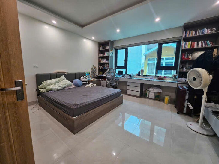 CỰC HIẾM NGÕ 95 CHÙA BỘC Ô TÔ TRÁNH 2 THOÁNG Ở VIP, THÔNG SỐ VÀNG 77M, GIÁ 21 TỶ.