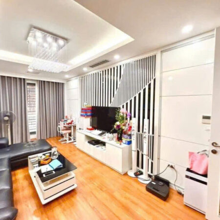 DUY NHẤT 1 CĂN PHỐ THÁI HÀ Ở NGAY CHỦ THIỆN CHÍ BÁN 40M, 5T, GIÁ 8.6 TỶ.