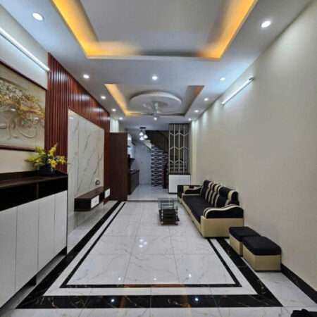 Tư Đình – Nhà 5 tầng 38m2 – Ô tô đỗ cửa – chỉ 6.9 tỷ