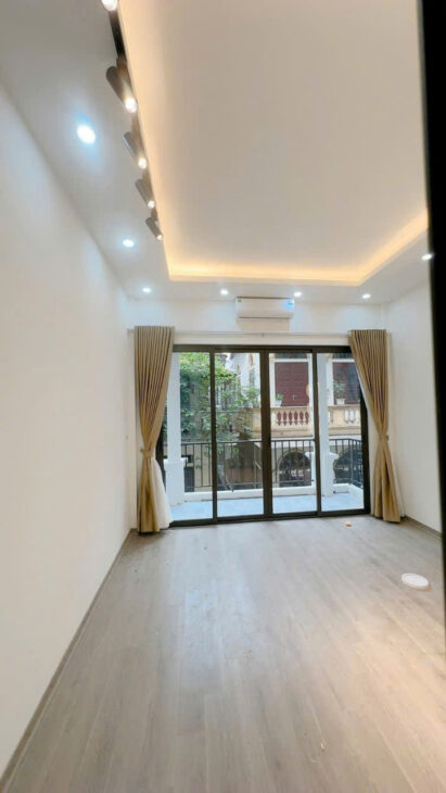 BÁN NHÀ HOÀNG VĂN THÁI- THANH XUÂN, 55 M2, 5 TẦNG, MT 4,1 M, GIÁ 13,9TỶ.