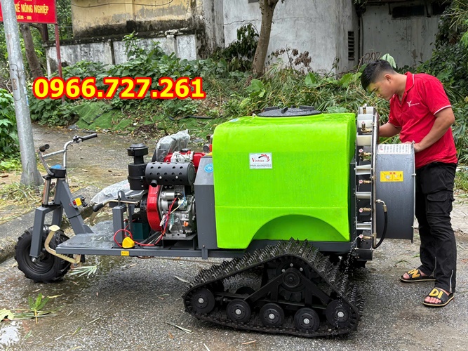 Xe phun thuốc di động ngồi lái Turbo PT300 – Giải pháp cơ giới hóa hiệu quả cho nhà nông hiện đại