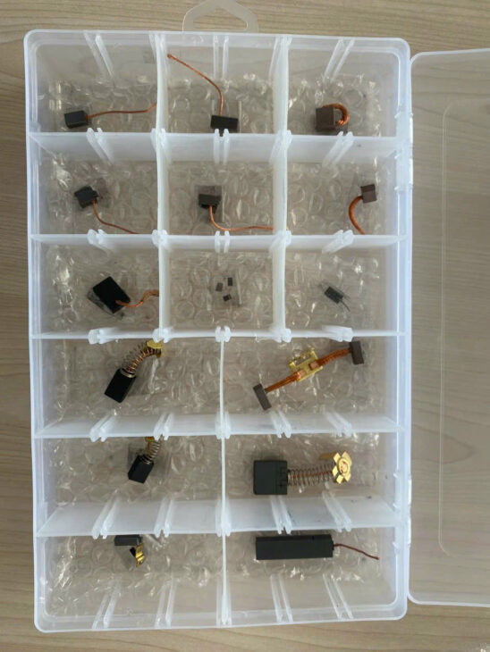 Chổi than công nghiệp :EG4, EG0, RE60, E50,RC53, KD5883K…