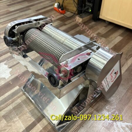 Máy cán thịt tươi chạy điện Turbo TBT200 giá rẻ Máy cán thịt tươi chạy điện Turbo TBT200 giá rẻ