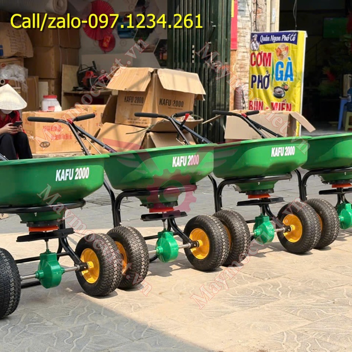 Xe rải phân bón Turbo KF2000 giá rẻ