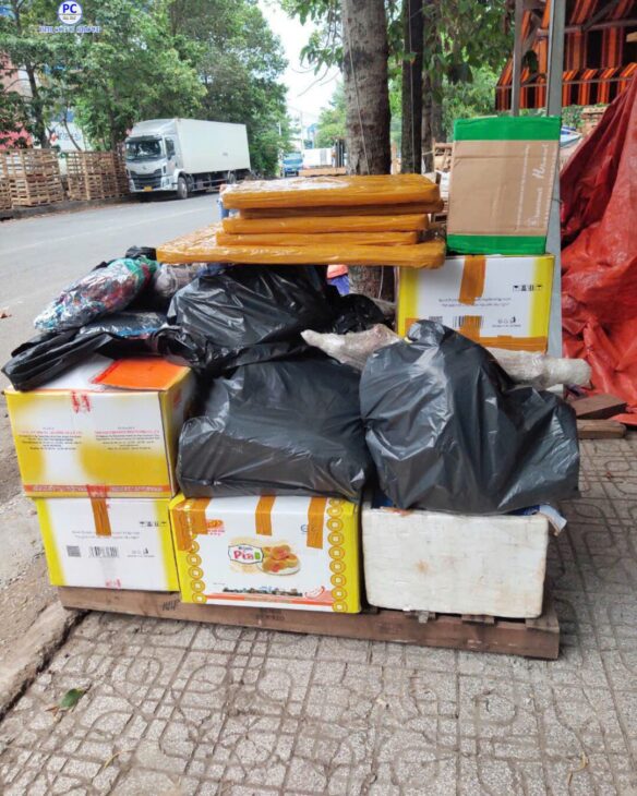 Tháng 8 này em có container ghép hàng đi nước ngoài nha!