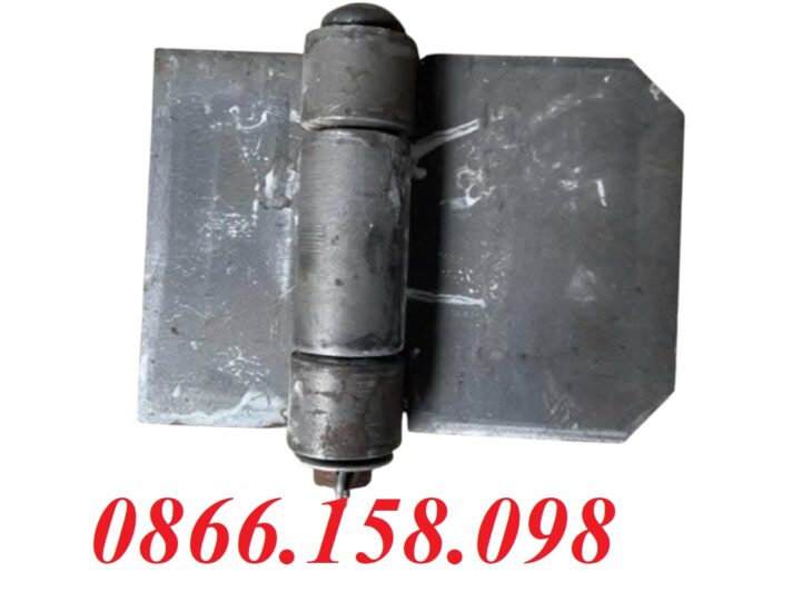 Bản lề xe tải ô tô là phụ kiện không thể thiếu cho thùng xe bền chắc