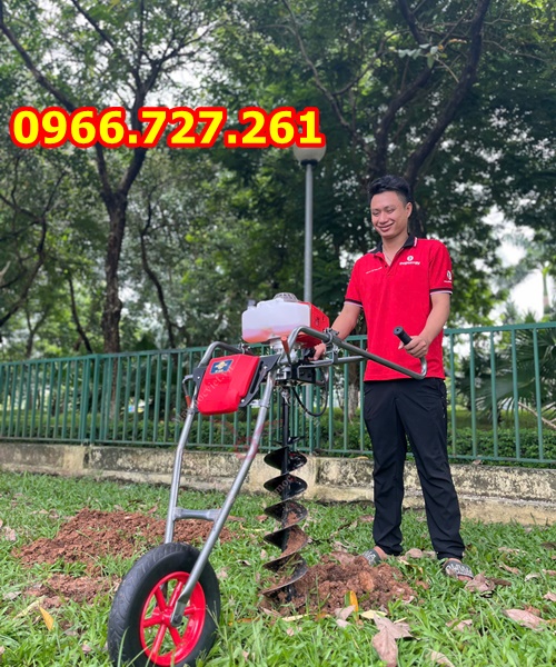 Máy khoan đào hố đất trồng cây có bánh xe đẩy tay động cơ 2 thì