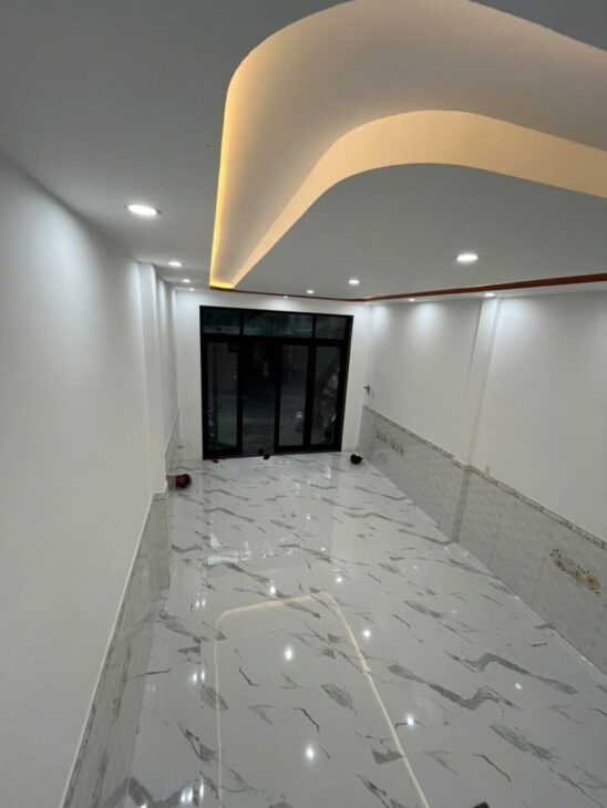 CHỈ 5,7 TỶ – NHÀ 2 TẦNG MẶT TIỀN TÔN ĐẢN – KINH DOANH ĐA NGÀNH NGHỀ