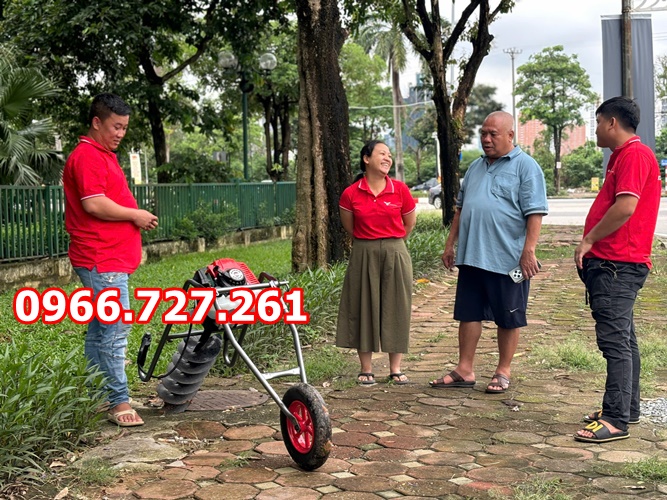 Máy khoan đất đẩy tay Turbo TBK68