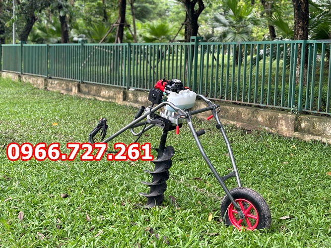 Máy khoan đất đẩy tay Turbo TBK68
