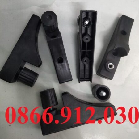 Ứng dụng của chân tăng đưa bàn gỗ công nghiệp trong nội thất hiện đại