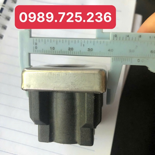 Nên mua Chân tăng chỉnh inox bọc nhựa vuông 40 ở đâu?