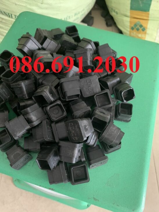 Sản Xuất Nắp Nhựa Bịt Chân Bàn Ghế Số Lượng Lớn, Giao Hàng Nhanh