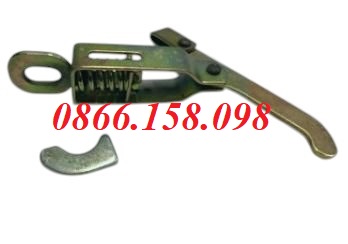 Công dụng thực tế của khóa tôm gạt lò xo trong các ứng dụng vận tảiKhóa tôm gạt lò xo là phụ kiện cơ