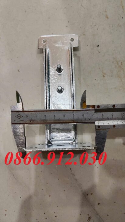 Ứng dụng pát đỡ bảng trượt ngang trong sản xuất bảng viết