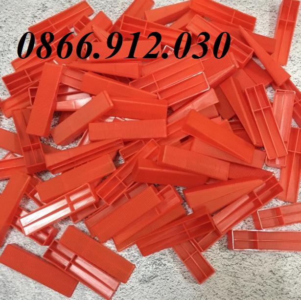 Xưởng sản xuất ke cân bằng ốp lát gạch