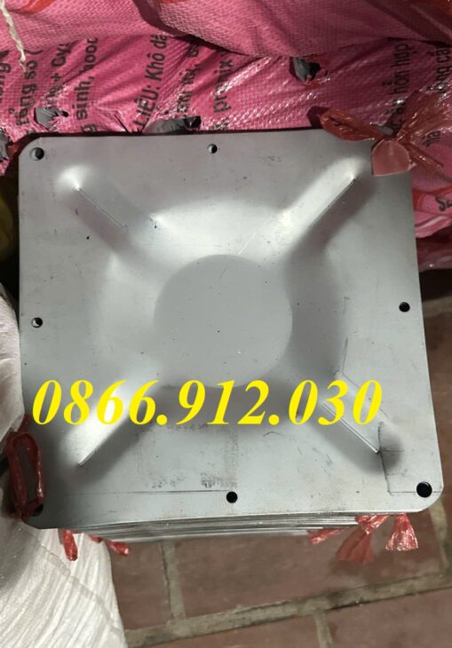 Mặt bích lắp chân bàn trụ là gì? Vai trò trong kết cấu bàn