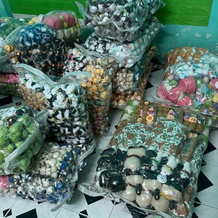 GỬI LEN MÓC BẰNG TAY SANG MỸ