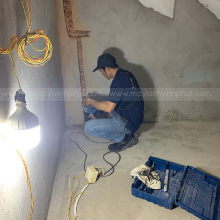 Đi âm tường và đi nổi ống đồng là gì? Thi công ống đồng cho các dòng Máy lạnh nào?