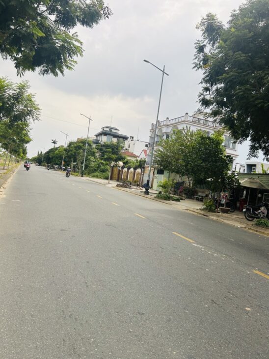 ĐẤT ĐẸP 100m² – Ô TÔ ĐỖ CỬA – GIÁ CHỈ 2,39 TỶ