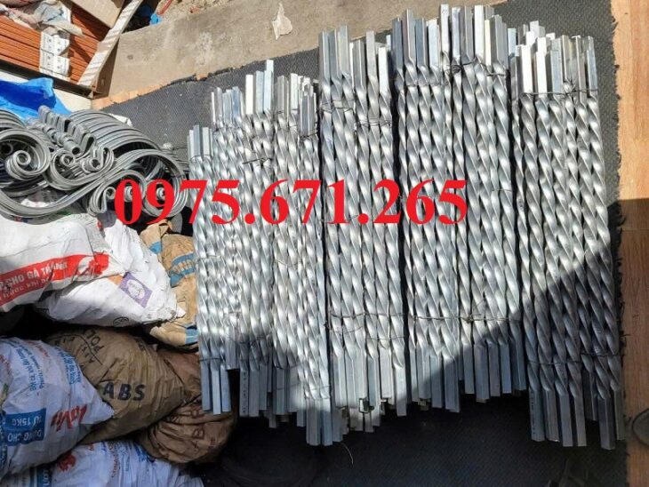 Sắt xoắn uốn mỹ thuật cho cổng và hàng rào